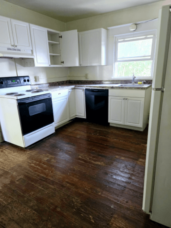Bellefonte Apartment: 382 Pine St