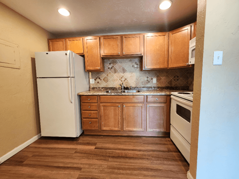 pueblo Apartment: 61 east red creek springs