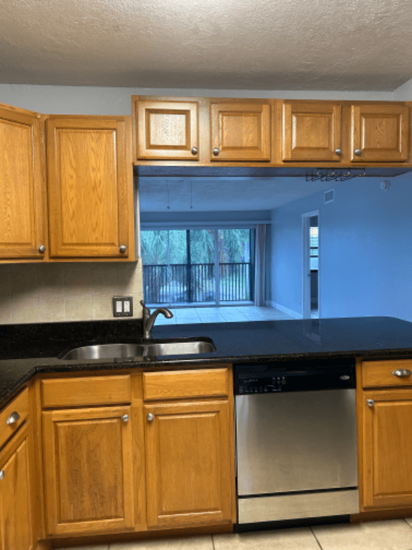 Fort Pierce Apartment: 701 N Indian River Dr