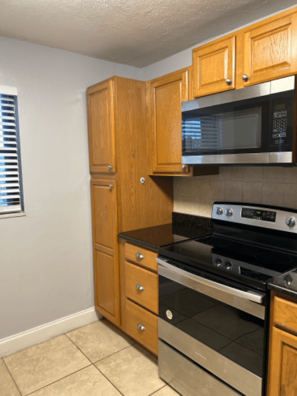 Fort Pierce Apartment: 701 N Indian River Dr