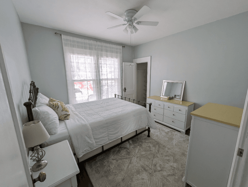 Utica House: 1800 Storrs Ave