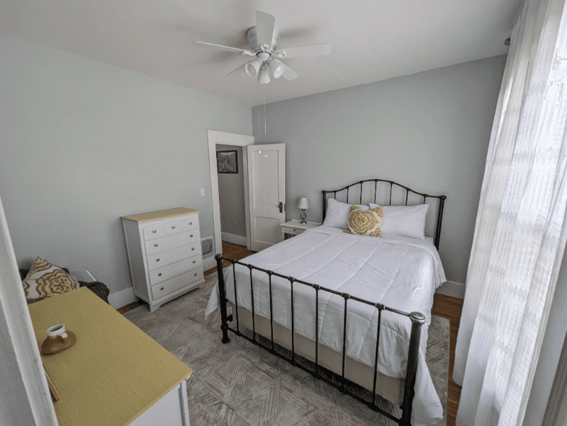 Utica House: 1800 Storrs Ave