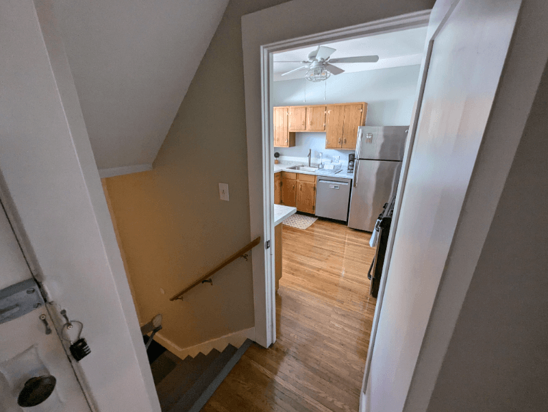 Utica House: 1800 Storrs Ave