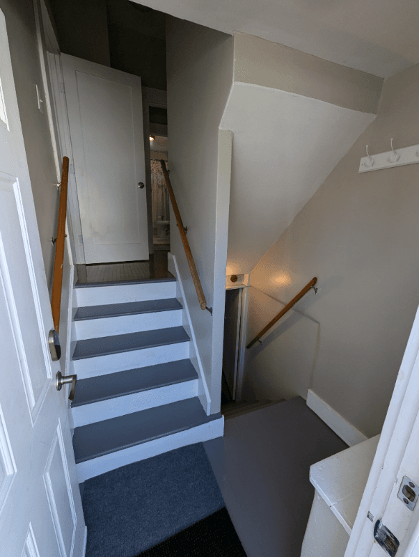 Utica House: 1800 Storrs Ave