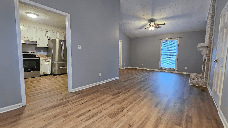 Fayetteville House: 6959 Wadsworth Pl