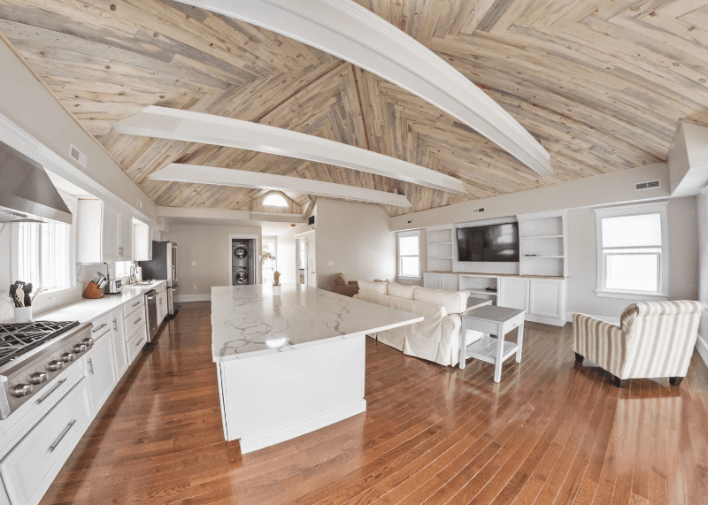 Hampton House: 5 L Street