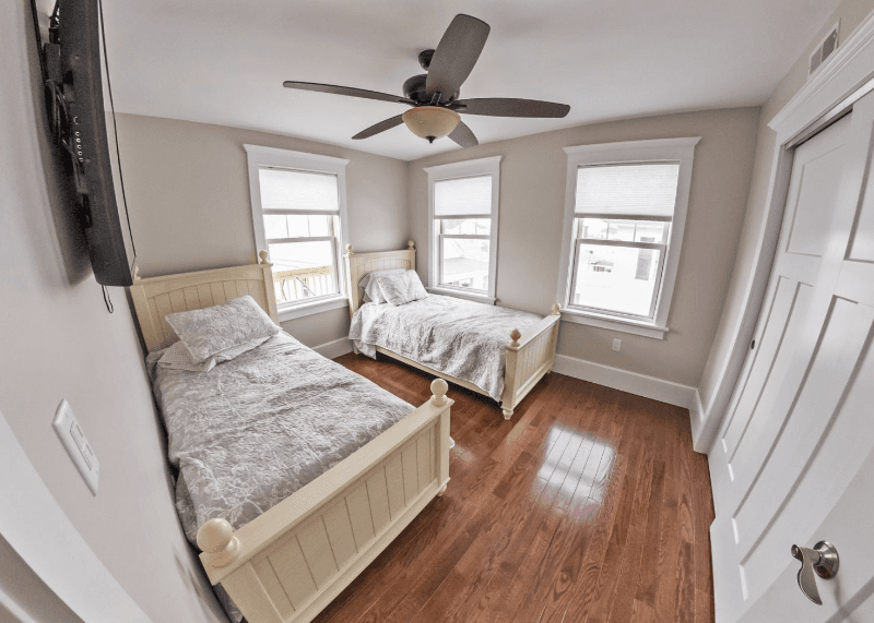 Hampton House: 5 L Street