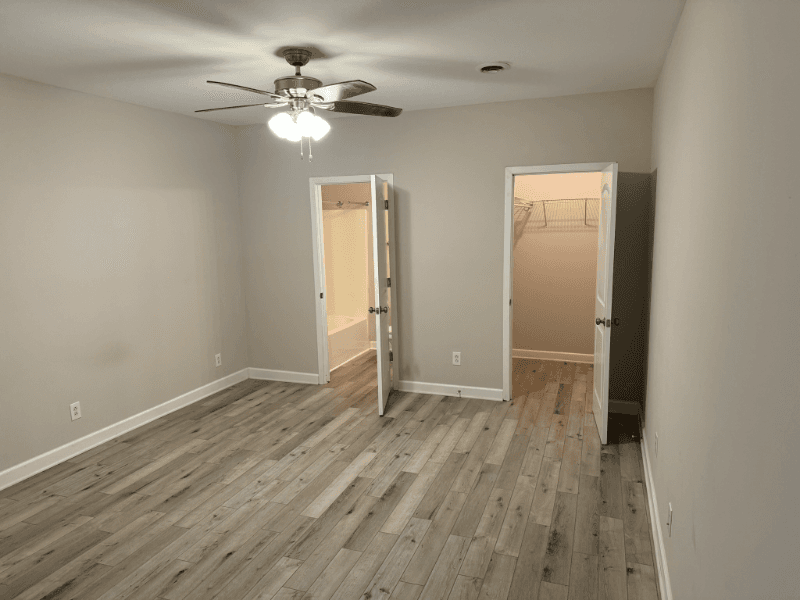 Paw Paw Apartment: 351 Chicago Rd