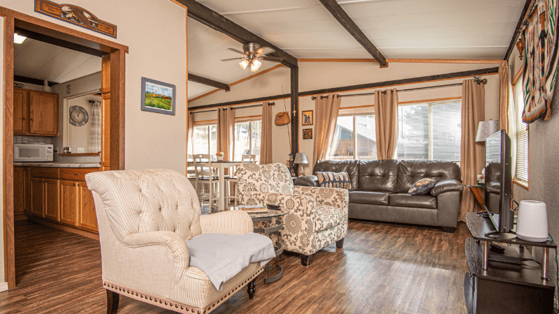 Hill City House: 459 Major Lake Dr