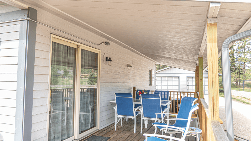 Hill City House: 459 Major Lake Dr