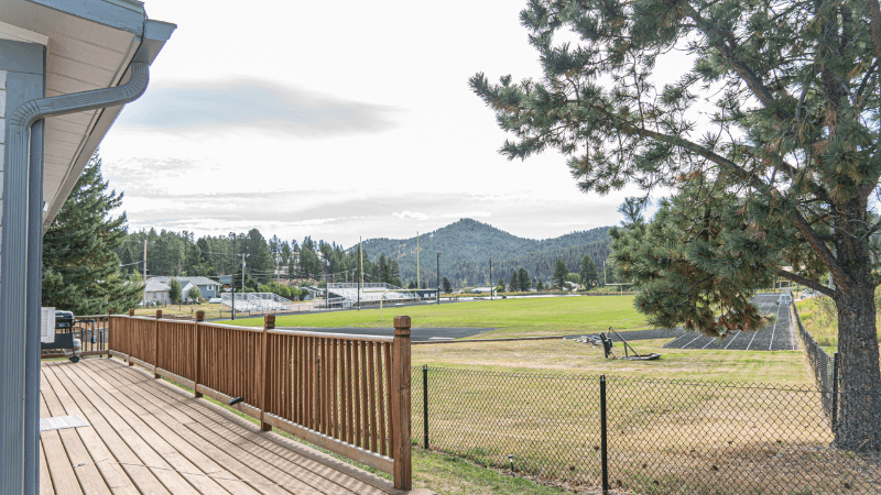 Hill City House: 459 Major Lake Dr