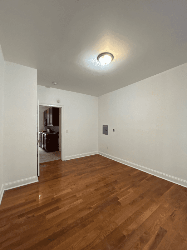 Jersey City Apartment: 154 Belmont Ave