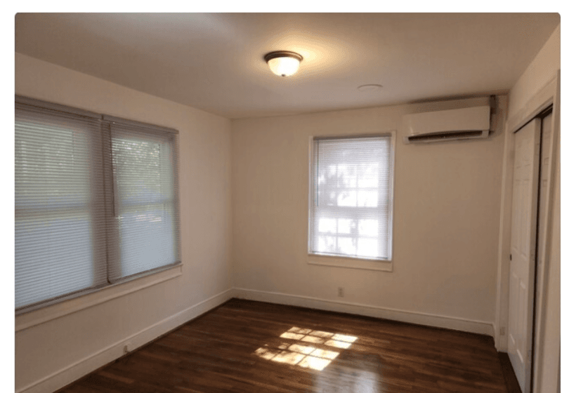 Henderson House: 528 Hickory street