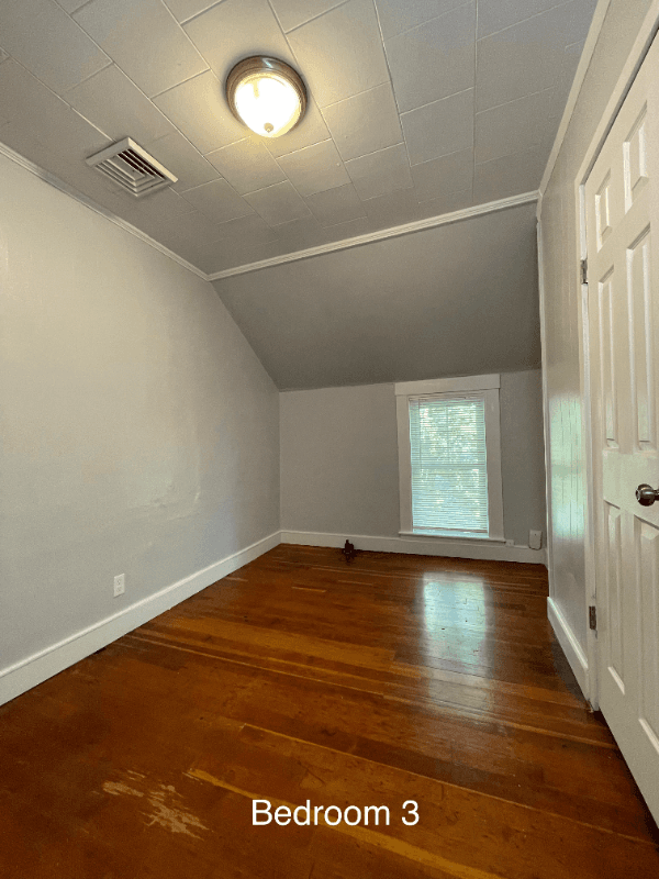 Somersworth Apartment: 13 Lincoln St