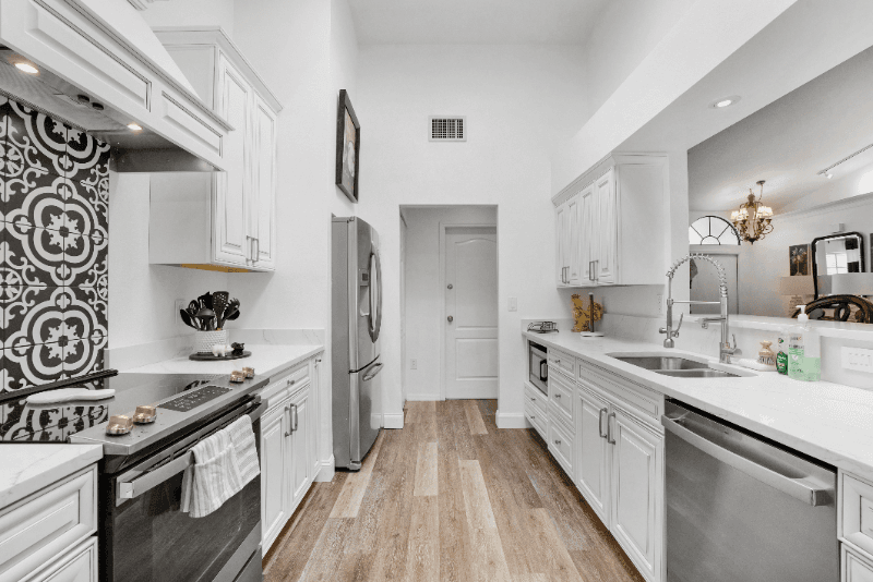 Palm Harbor House: 16 Citrus Drive