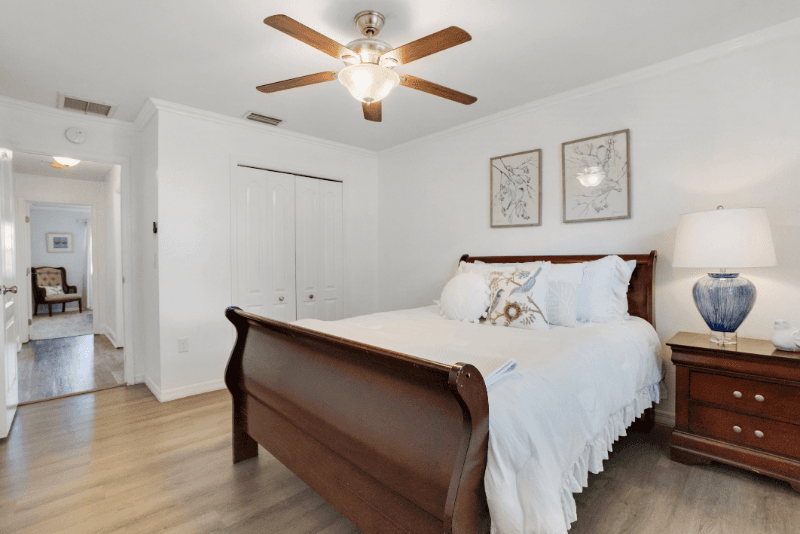 Palm Harbor House: 16 Citrus Drive