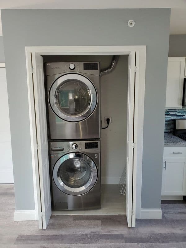 East Providence Condo: 50 Village green south