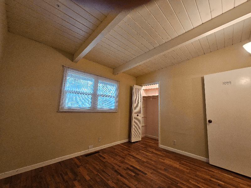 Newport Multiplex: 517 NE 8th St
