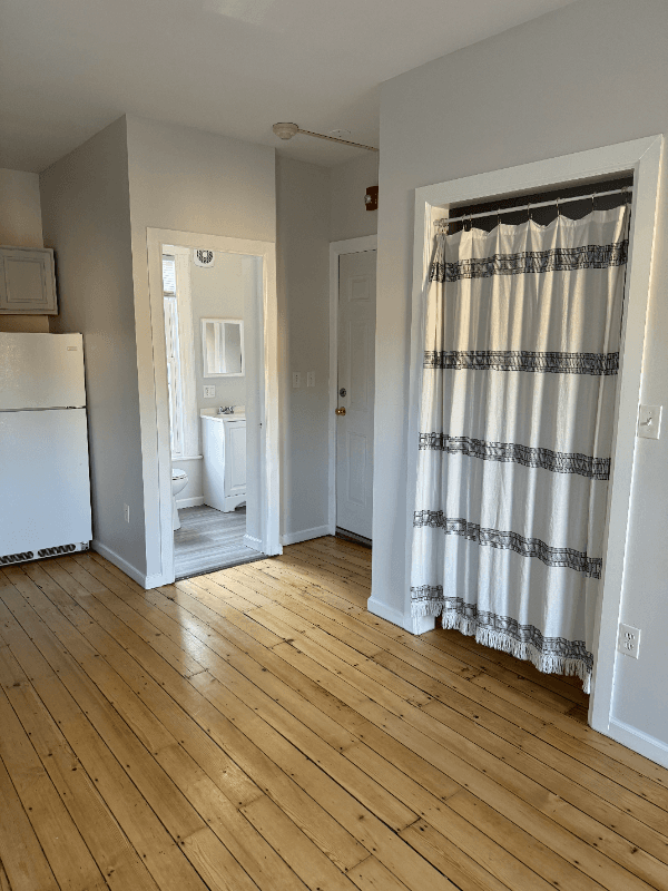 Meriden Multiplex: 43 Windsor Ave