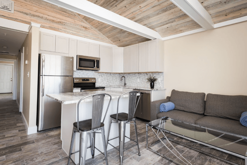Hampton House: 1 L Street