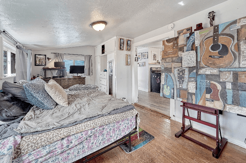 Colorado Springs House: 230 E Harrison St.
