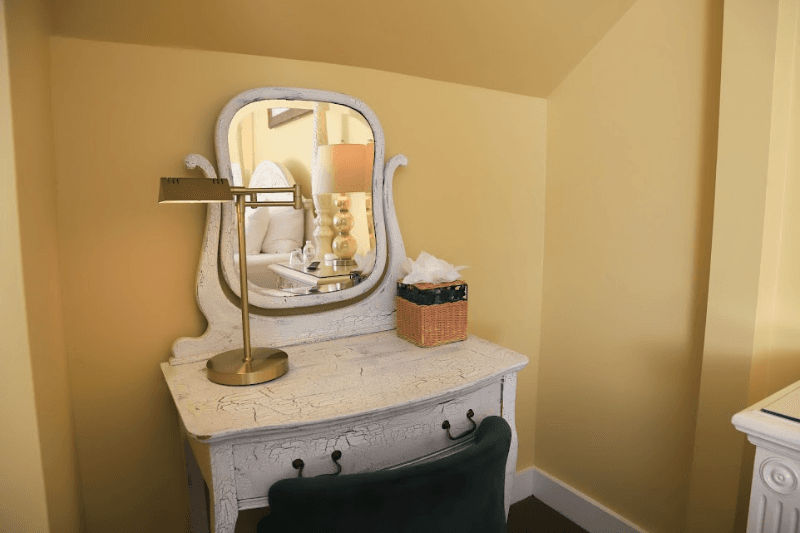 camden Apartment: 41 Elm Street