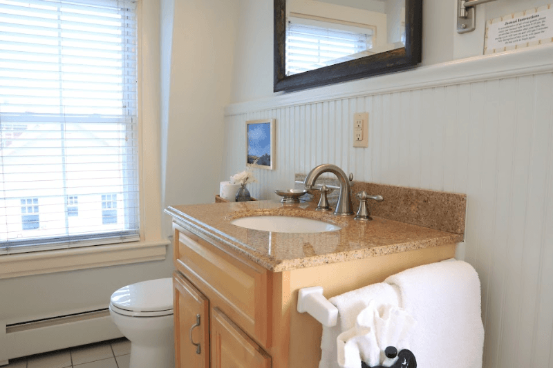 camden Apartment: 41 Elm Street