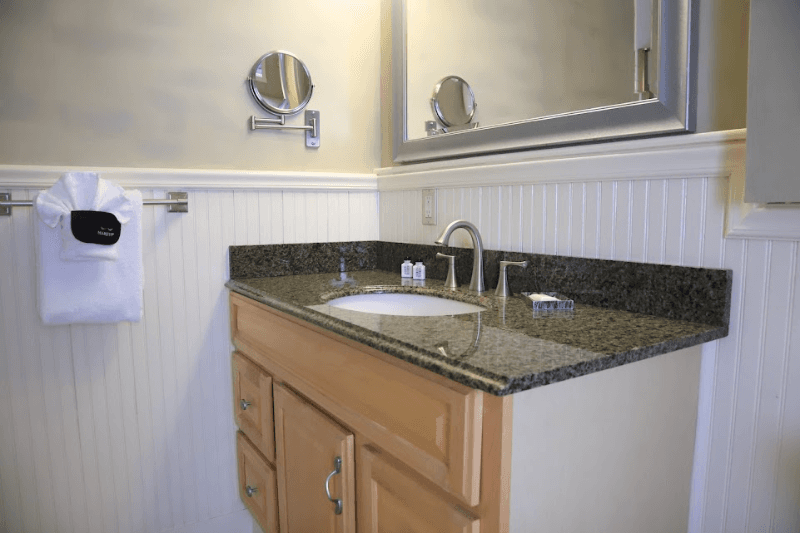camden Apartment: 41 Elm Street