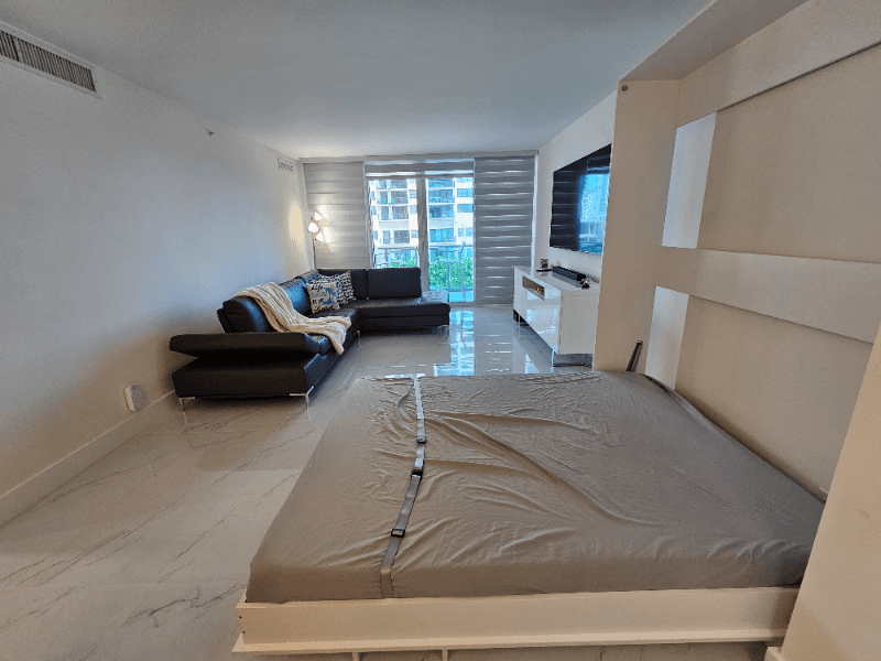 Hollywood Condo: 2501 S Ocean Dr