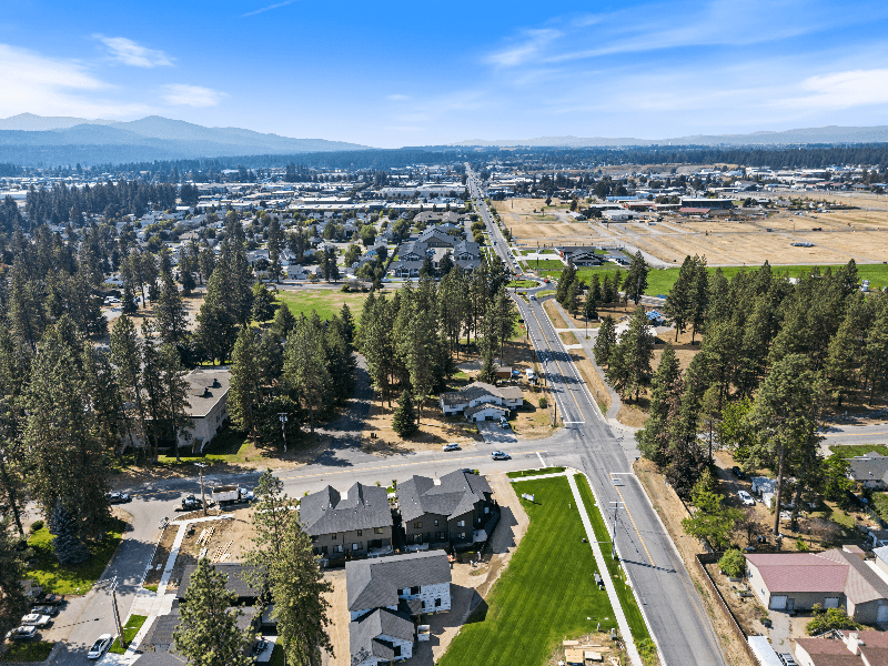 Coeur d Alene Townhome: 845 E Violet Ave