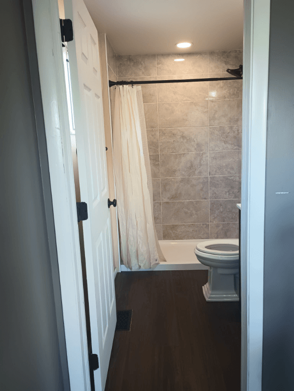 Layton House: 89 W Gordon Ave