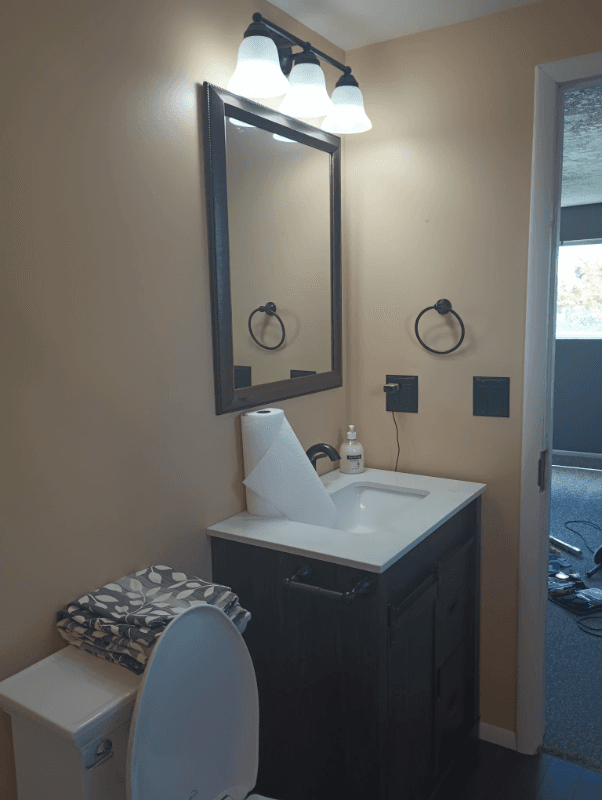 Layton House: 89 W Gordon Ave
