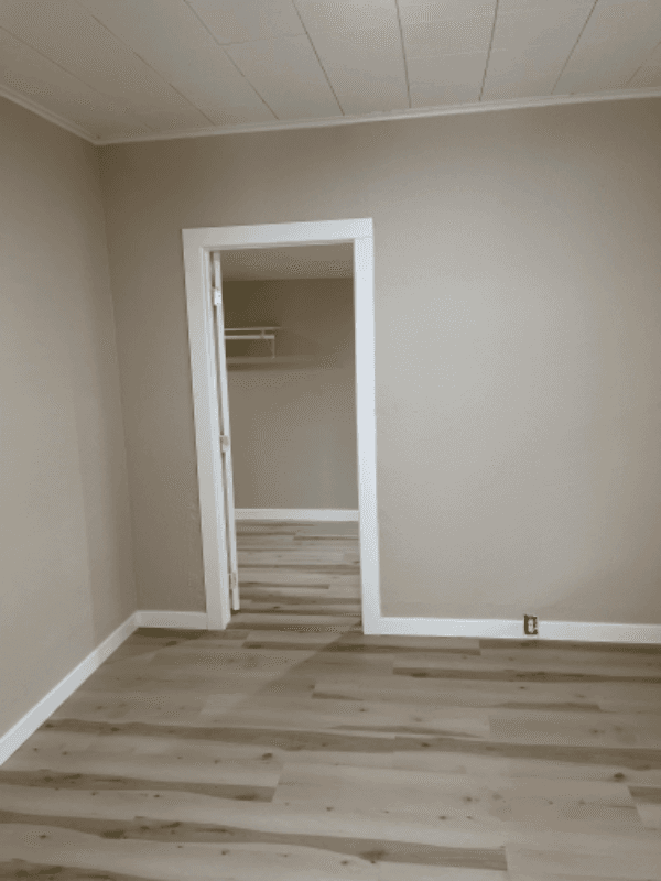 Lakeview House: 357 S F St