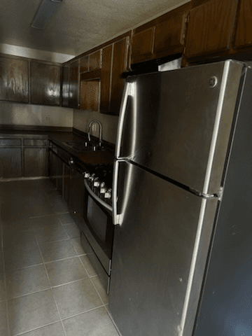 Wilburton Apartment: 902 Cynthia Street