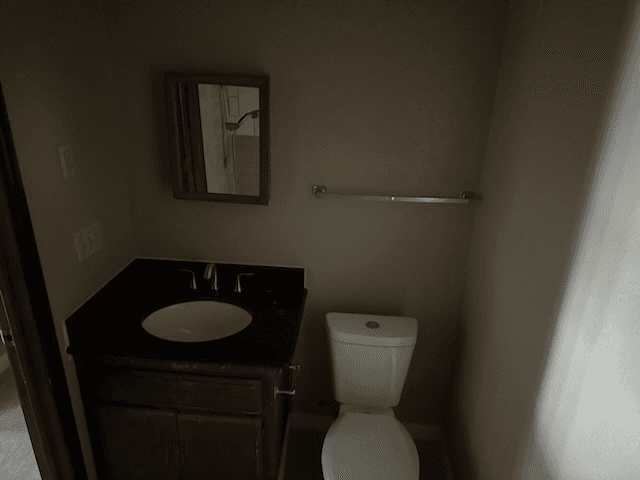 Wilburton Apartment: 902 Cynthia Street