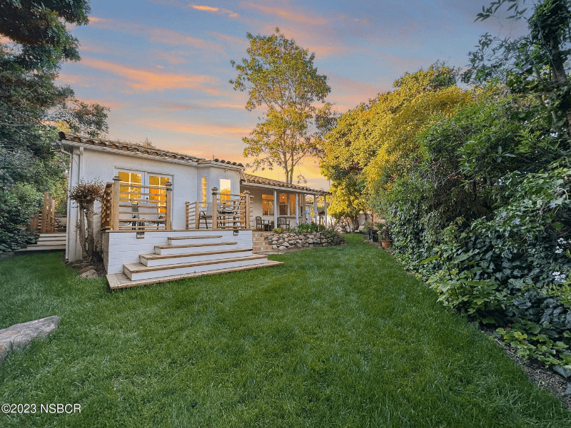 Santa Barbara House: 00 Eucalyptus Hill