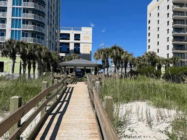 North Myrtle Beach House: 305 22nd Ave North