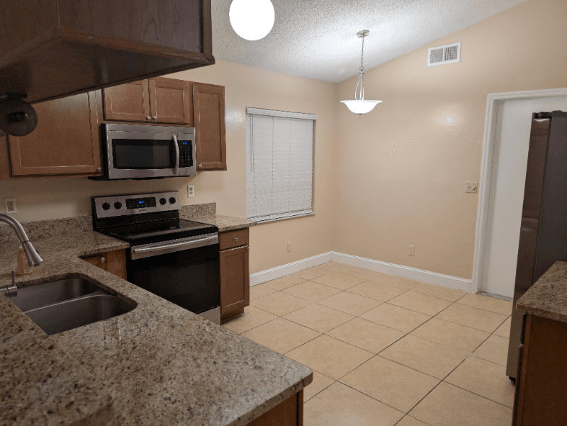 Apopka House: 1799 Waterbeach Ct
