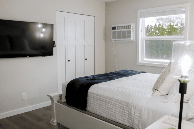 Fruitport Apartment: 287 S Third Ave