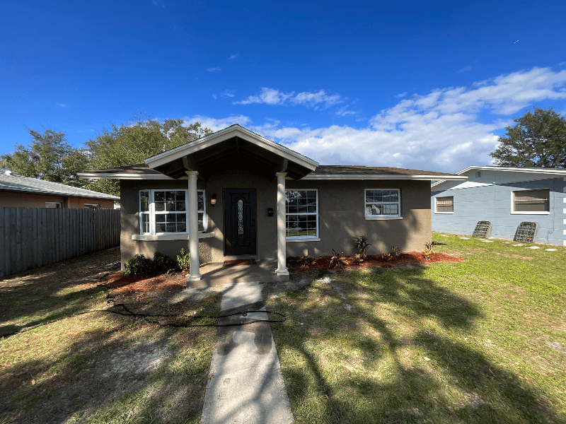 Saint Petersburg House: 759 90th Ave North