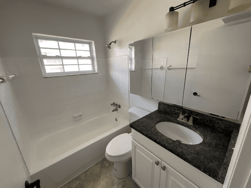 Saint Petersburg House: 759 90th Ave North