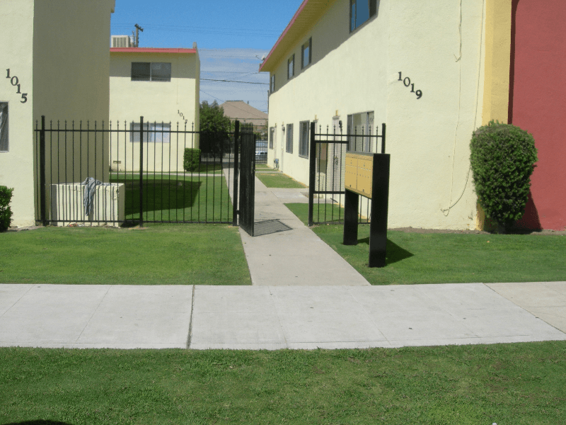 Bakersfield Apartment: 1015 L Street