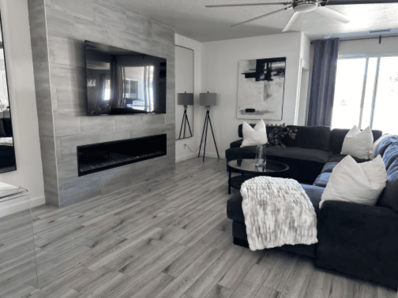 Victorville House: 178 Lakeview