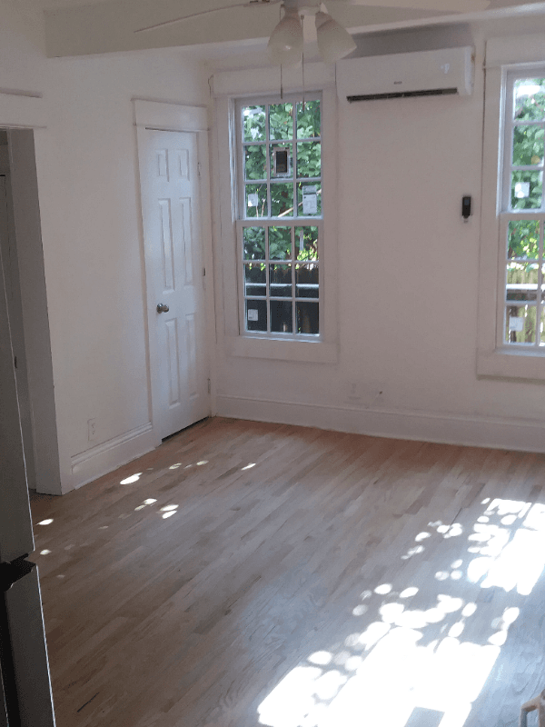 Saint Augustine Apartment: 260 St. George St