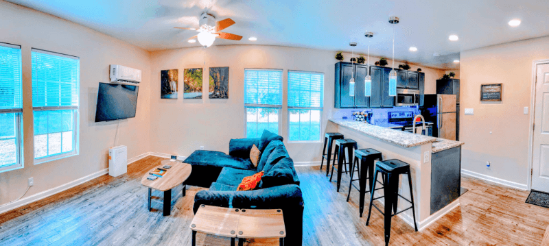 San Antonio Townhome: 1335 Jewett St