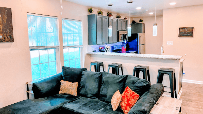 San Antonio Townhome: 1335 Jewett St