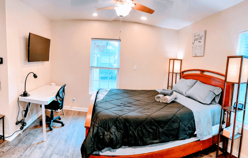 San Antonio Townhome: 1335 Jewett St