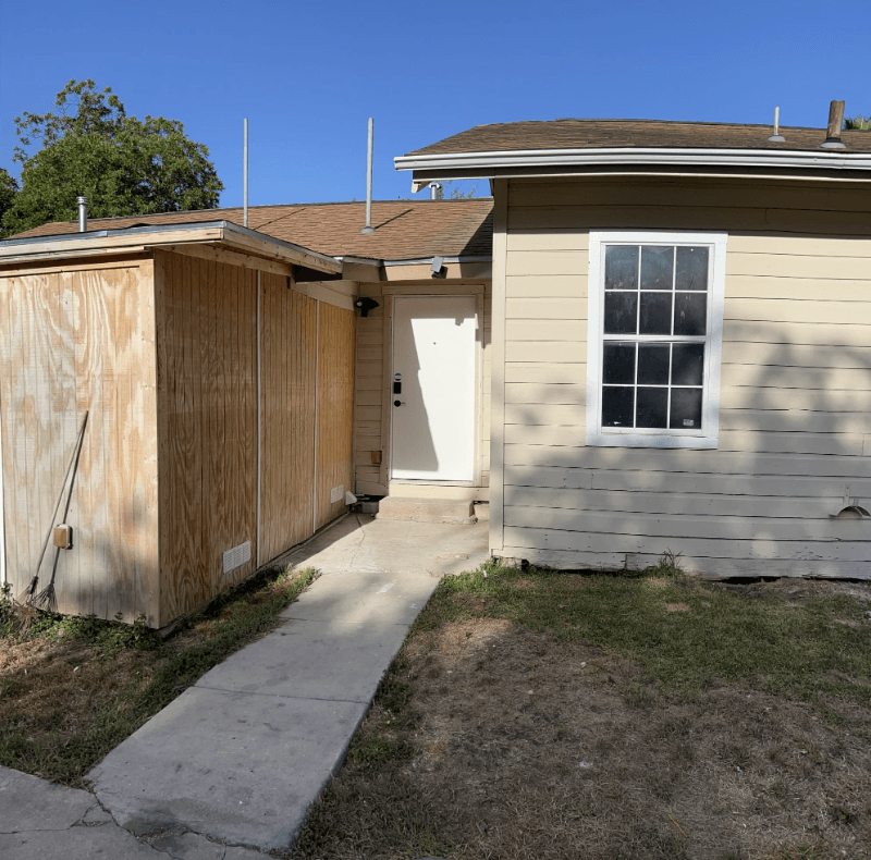San Antonio Townhome: 1335 Jewett St