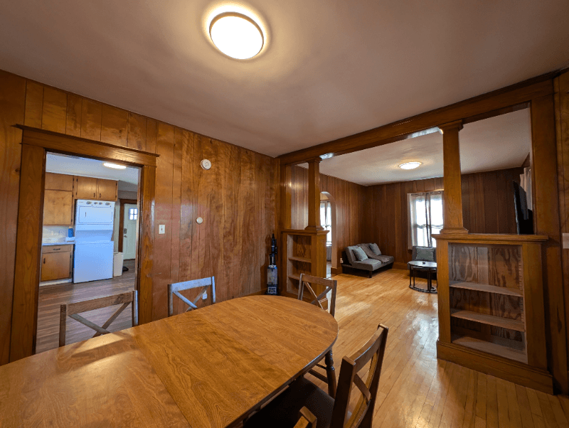 Berlin Apartment: 492 Burgess St, Apt 2