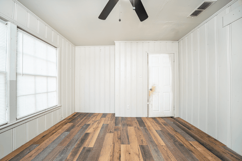 Longview House: 2216 South 12th Street